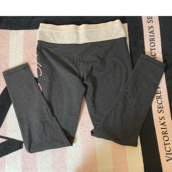 Victoria’s Secret Gray Pink Everywhere Leggings - Picture 5 of 6